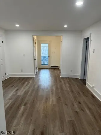 $2,500 | 252 Spring Street, Newton, NJ 07860