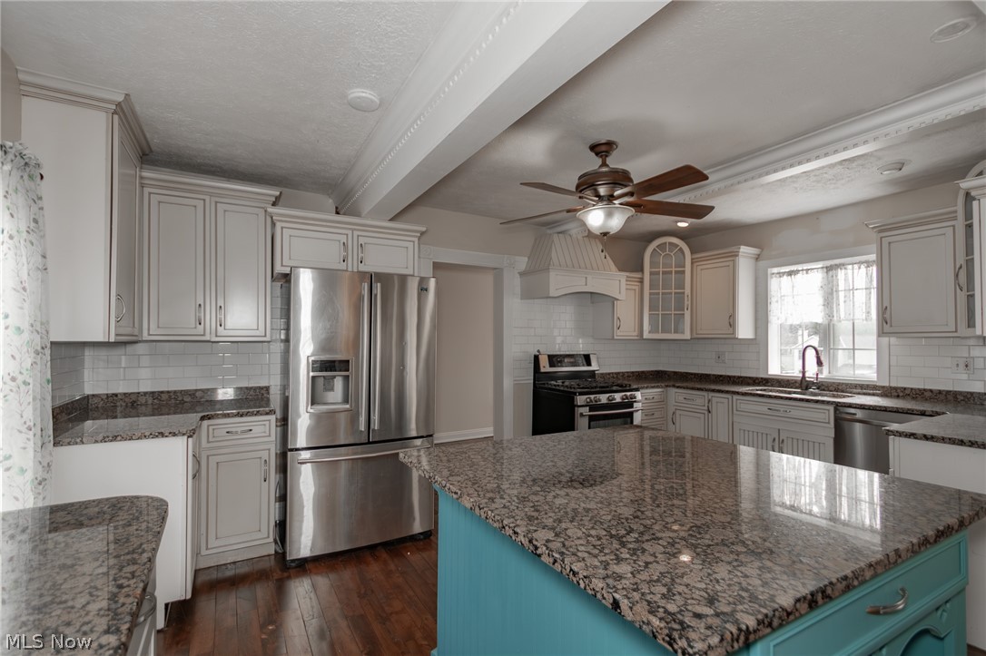 30200 Ridge Road Wickliffe, OH 44092 - Photo 2 of 43