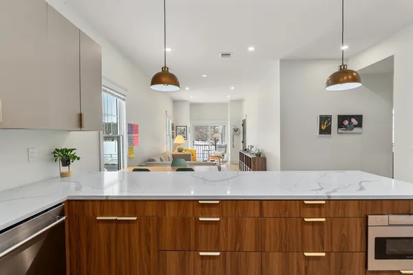 $2,000,000 | 57-59 Highland Road, Unit 57, Brookline, MA 02445