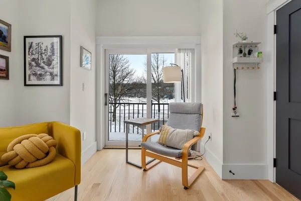 $2,000,000 | 57-59 Highland Road, Unit 57, Brookline, MA 02445