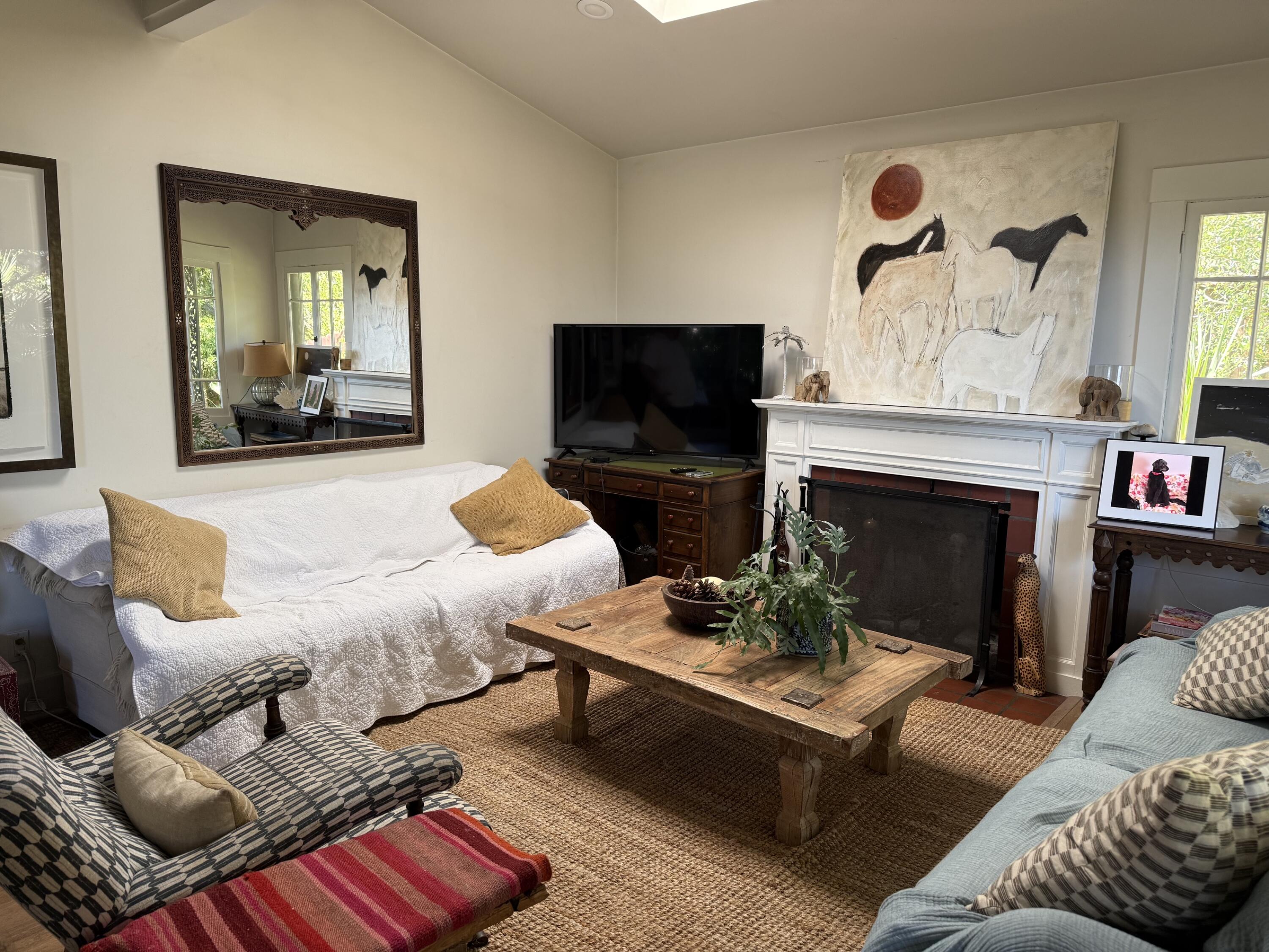711 Moreno Road Santa Barbara, CA 93103 - Photo 2 of 16 IMG_1736