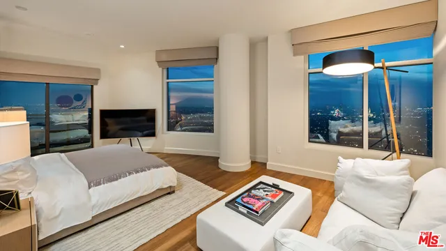 $9,995,000 | 1 West Century Drive, Unit 35A, Los Angeles, CA 90067