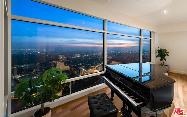 $9,995,000 | 1 West Century Drive, Unit 35A, Los Angeles, CA 90067