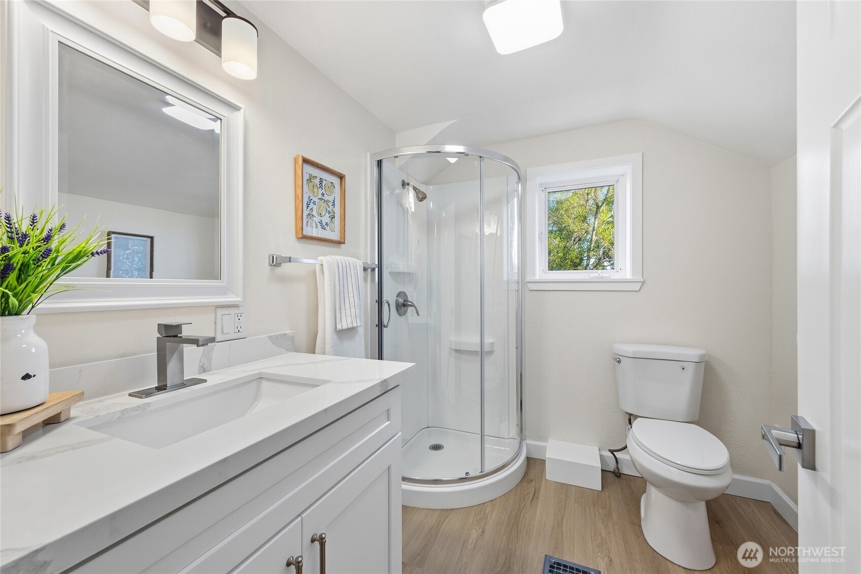 331 Northeast 53rd Street Seattle, WA 98105 - Photo 24 of 40