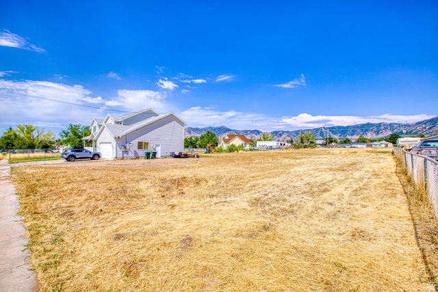 532 North 100 West, Unit 2 Tooele, UT 84074 - Photo 3 of 13