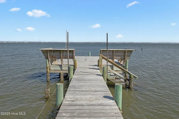 $849,000 | 2506 Emerald Drive, Unit E, Emerald Isle, NC 28594