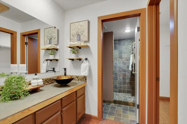 $225,000 | 1002 West 7th Avenue, Unit 301, Spokane, WA 99204