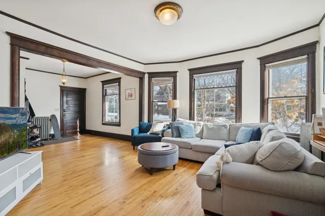 $895,000 | 2120 Emerson Avenue South, Minneapolis, MN 55405