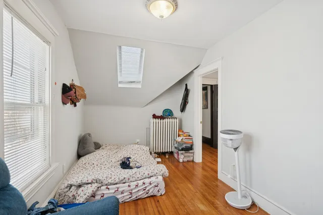 $895,000 | 2120 Emerson Avenue South, Minneapolis, MN 55405