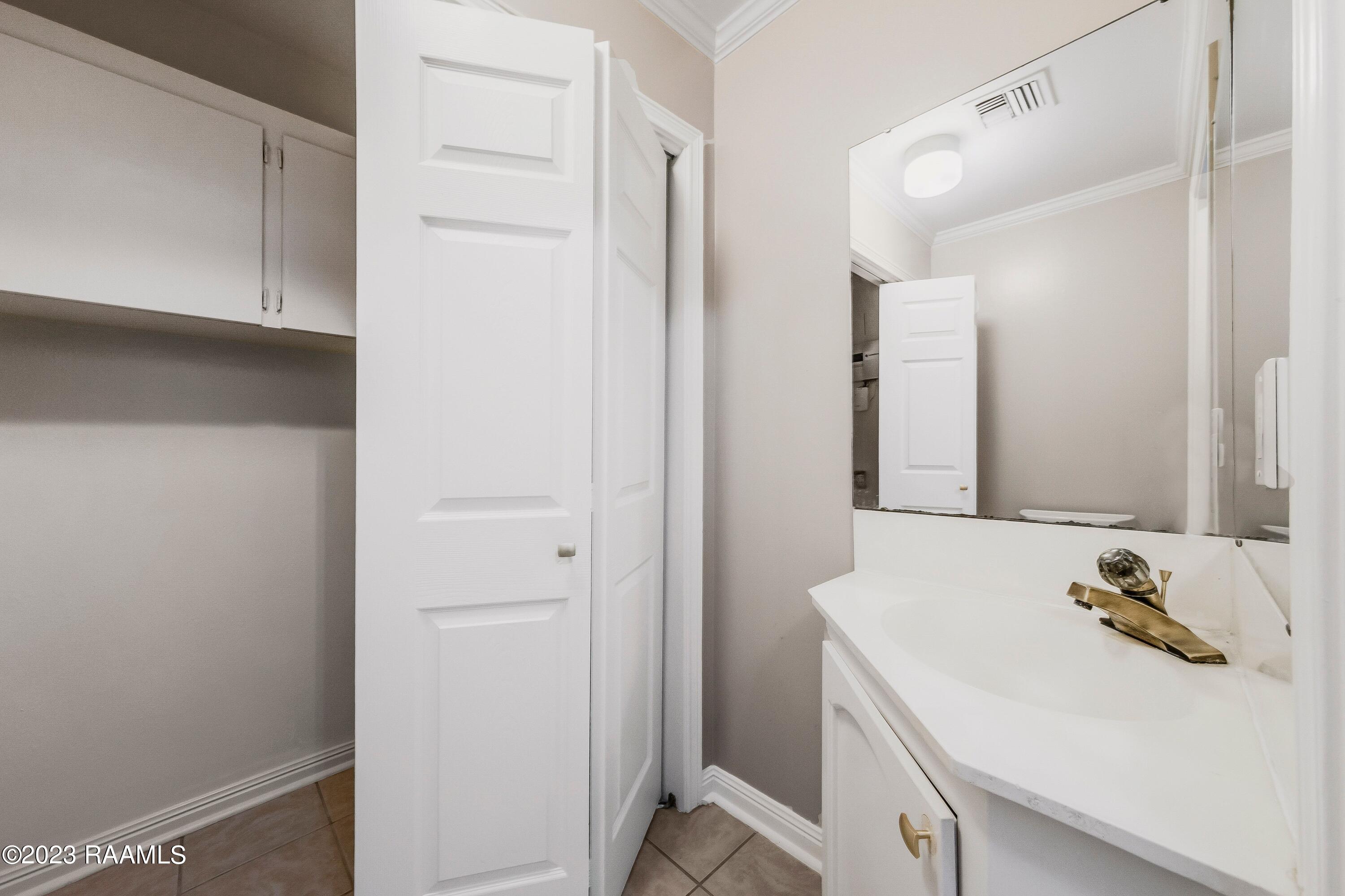 109 Georgetown Loop Lafayette, LA 70506 - Photo 15 of 18 Utility