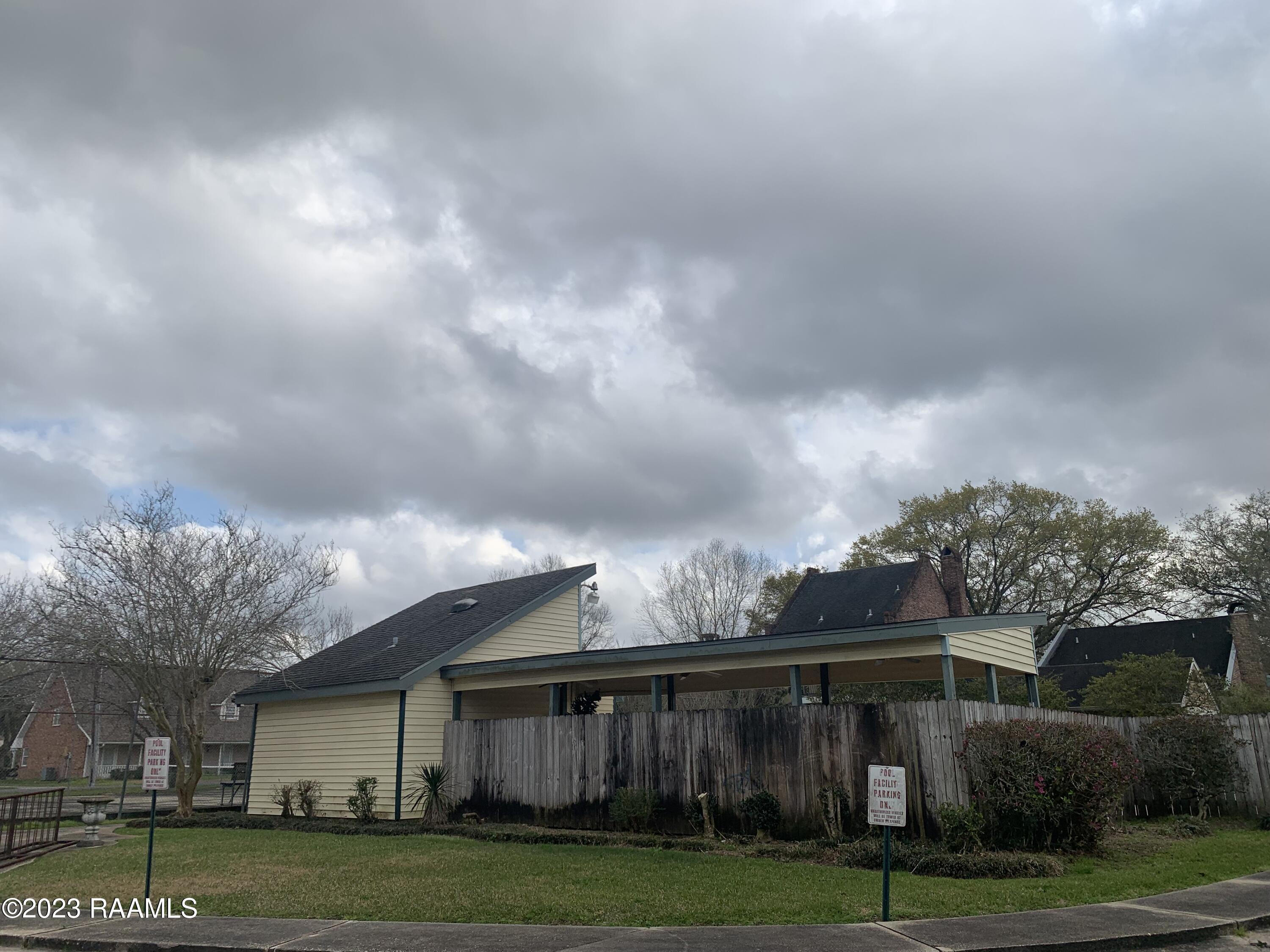 109 Georgetown Loop Lafayette, LA 70506 - Photo 18 of 18 Rec bldg
