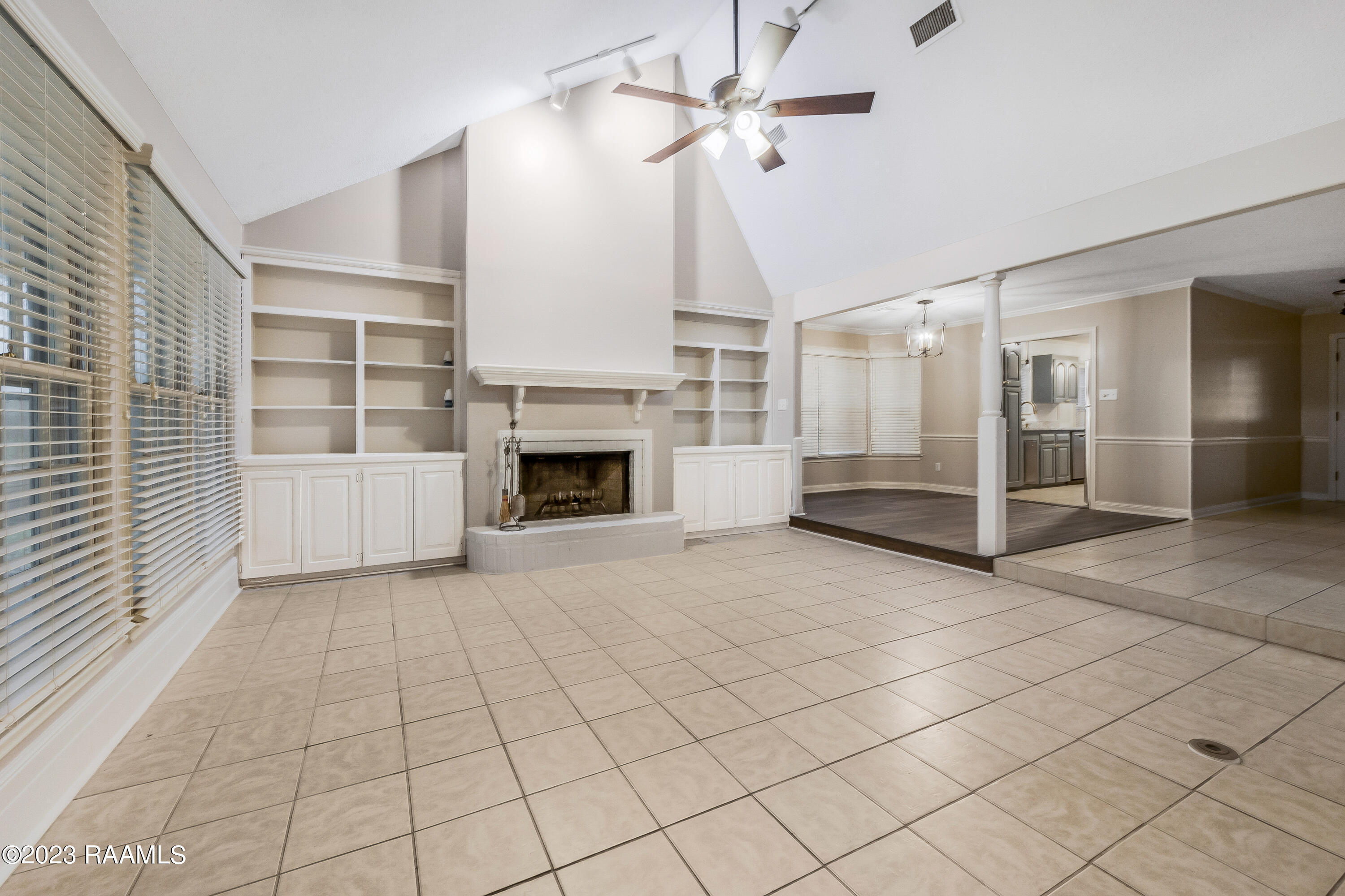 109 Georgetown Loop Lafayette, LA 70506 - Photo 3 of 18 Great Room