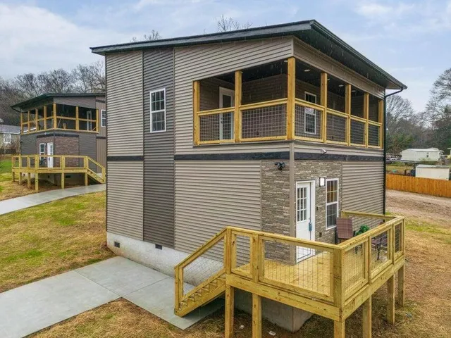 $289,900 | 3903 Meadow Lane, Chattanooga, TN 37406