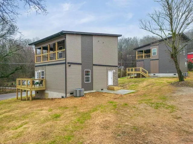 $289,900 | 3903 Meadow Lane, Chattanooga, TN 37406
