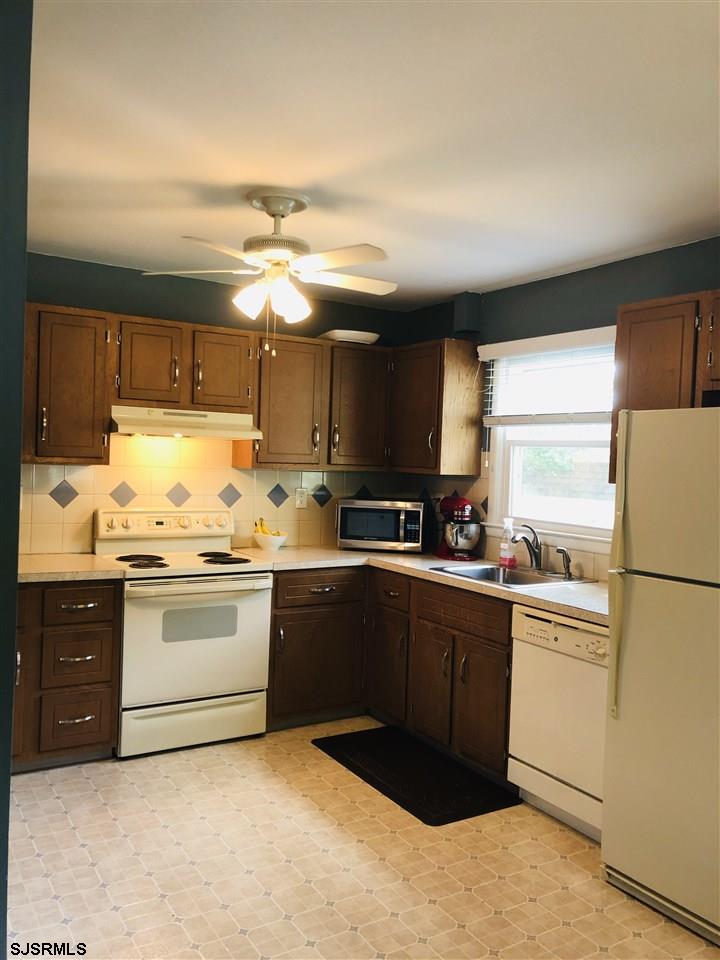 170 Exton Road Somers Point, NJ 08244 - Photo 8 of 11 Gallery Image 8