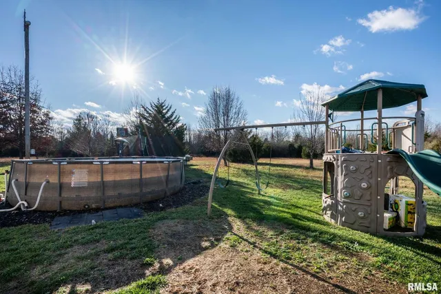 $249,900 | 411 Prince Lane, Herrin, IL 62948