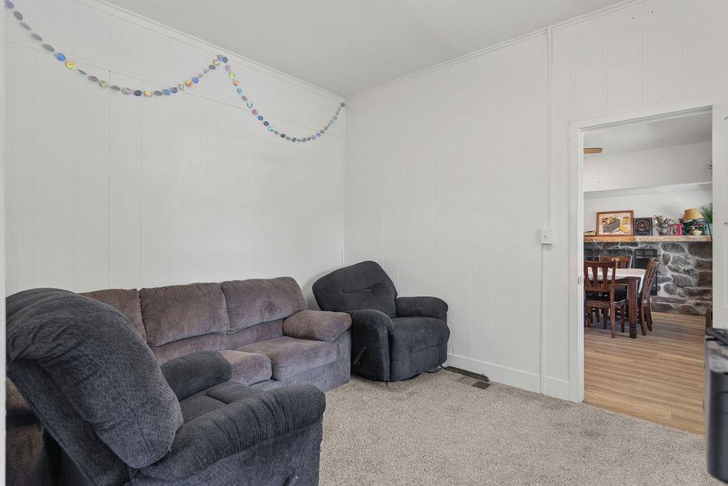 18110 4th Avenue Jamestown, CA 95327 - Photo 13 of 37 a living room with furniture