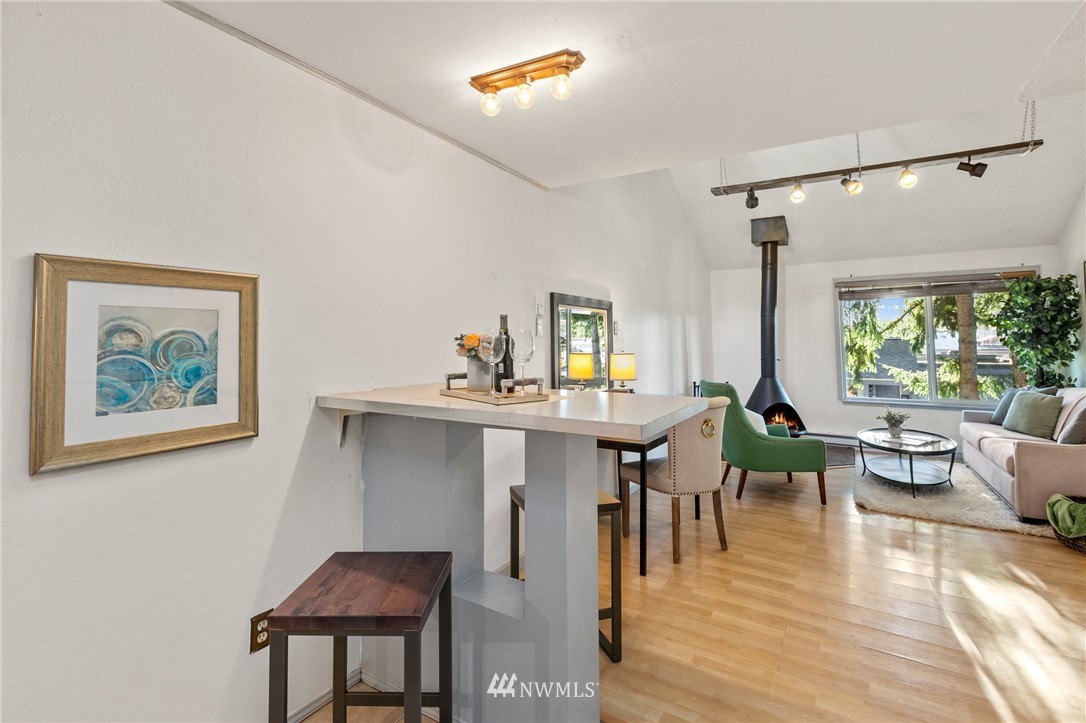 4308 Northeast Sunset Boulevard, Unit D4 Renton, WA 98059 - Photo 11 of 33 Gallery Image 11