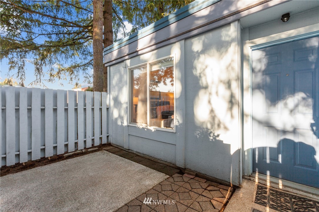 4308 Northeast Sunset Boulevard, Unit D4 Renton, WA 98059 - Photo 23 of 33 Gallery Image 23
