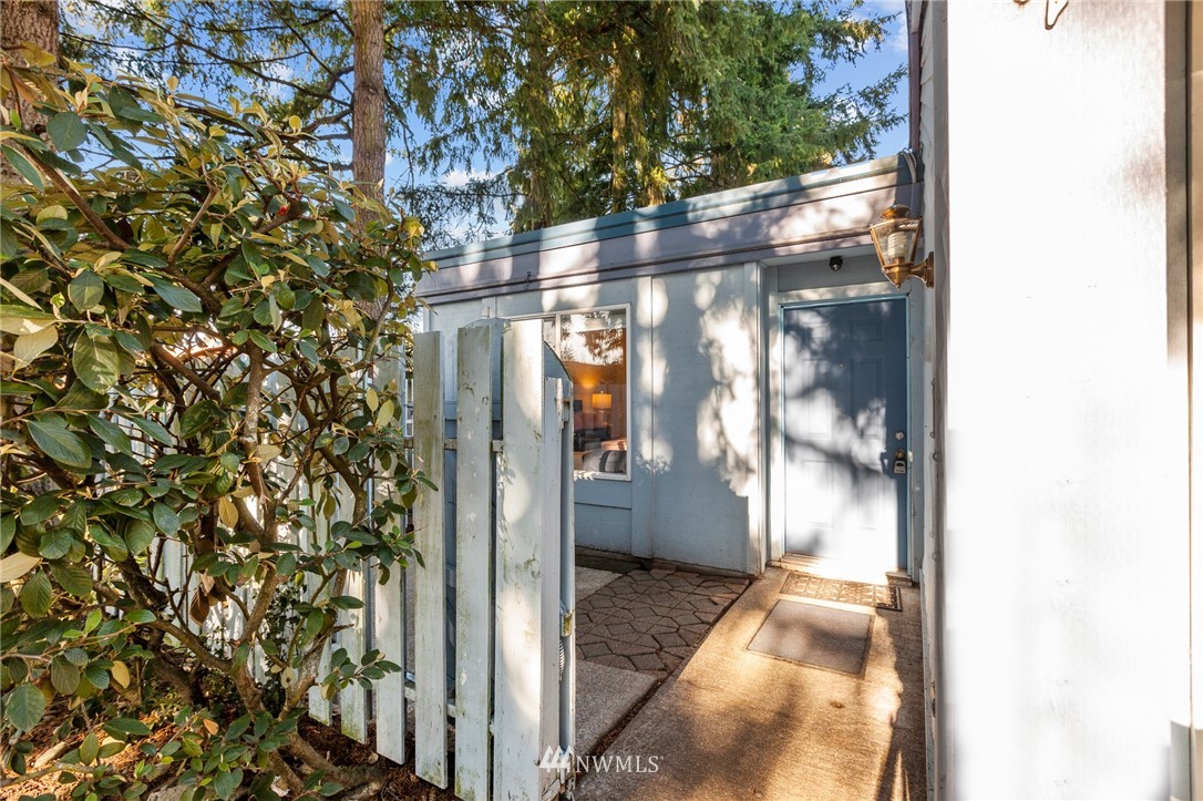 4308 Northeast Sunset Boulevard, Unit D4 Renton, WA 98059 - Photo 26 of 33 Gallery Image 26