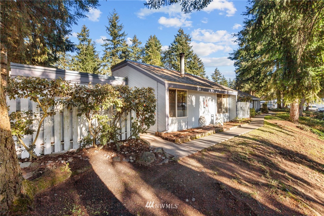 4308 Northeast Sunset Boulevard, Unit D4 Renton, WA 98059 - Photo 27 of 33 Gallery Image 27