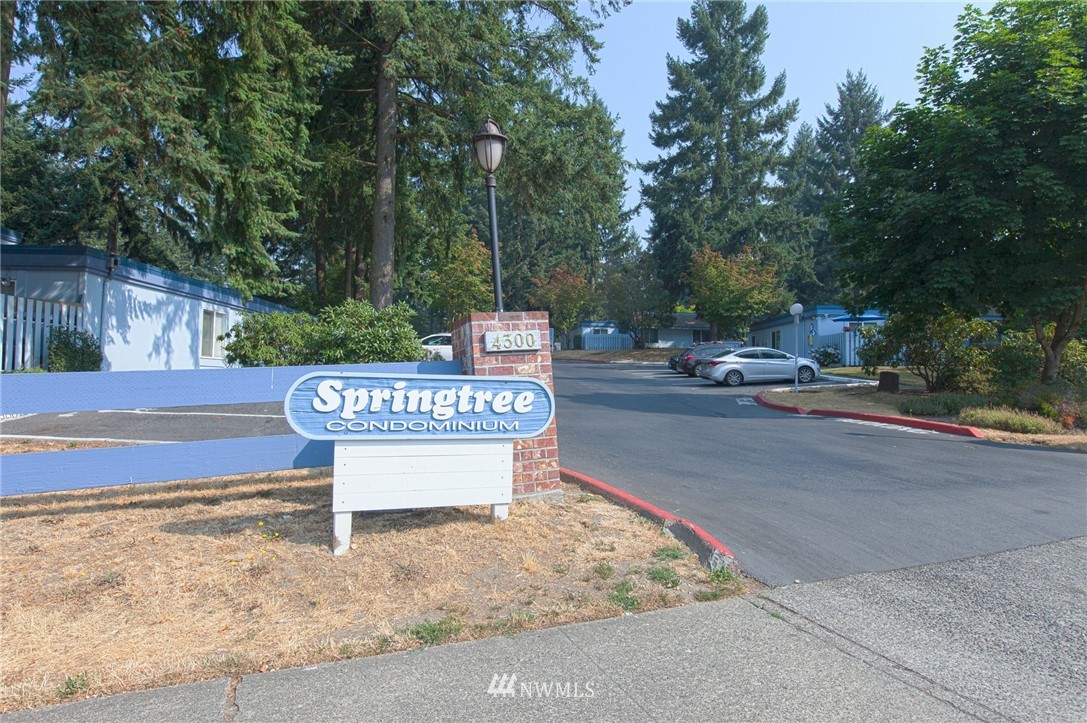 4308 Northeast Sunset Boulevard, Unit D4 Renton, WA 98059 - Photo 30 of 33 Gallery Image 30
