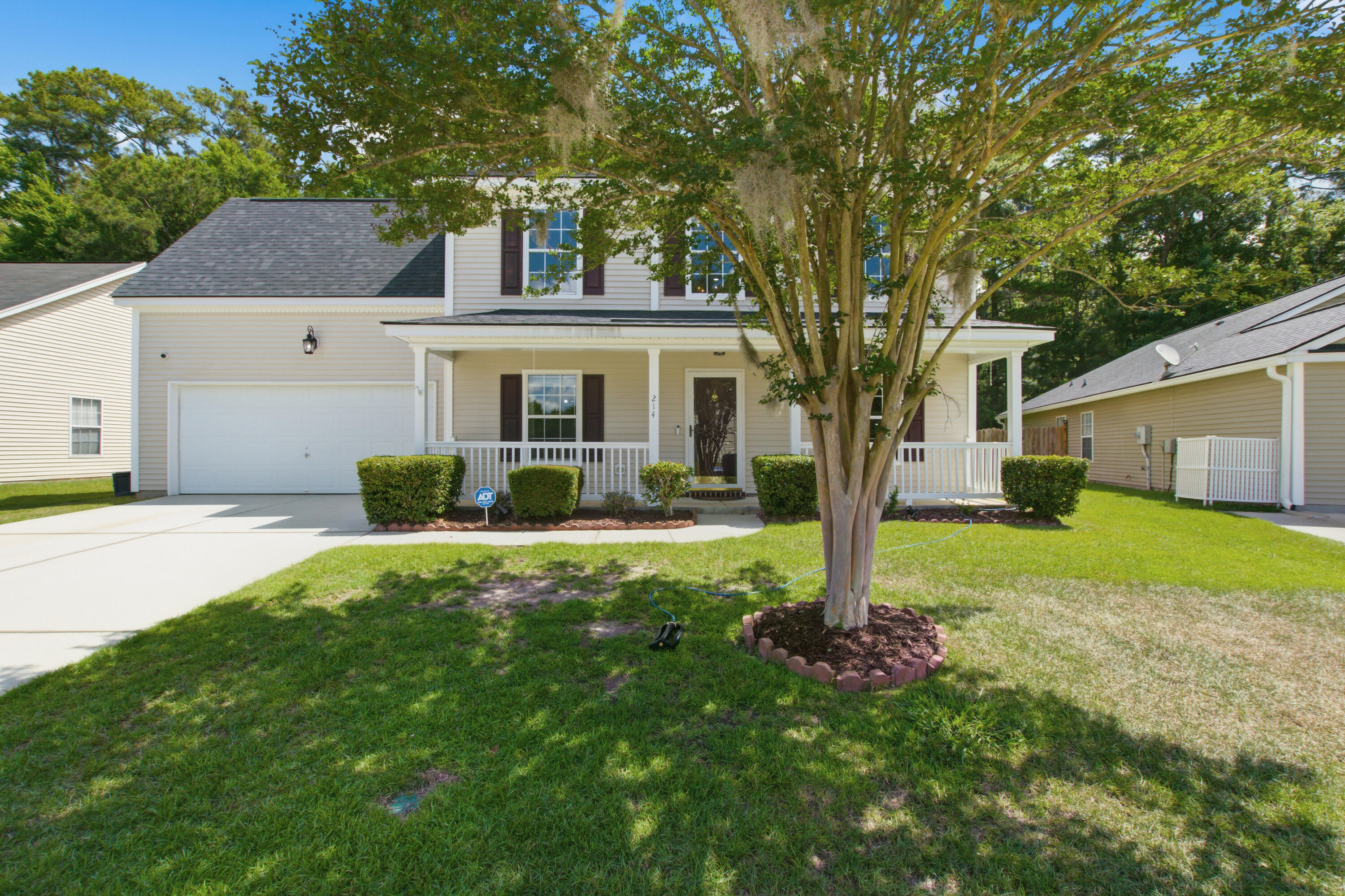 214 Eagle Ridge Road Summerville, SC 29485 - Photo 3 of 57