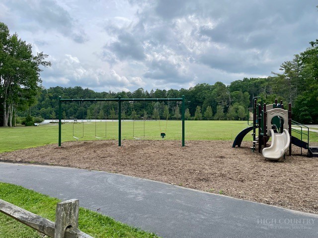 175 Ash Loop Newland, NC 28657 - Photo 41 of 49