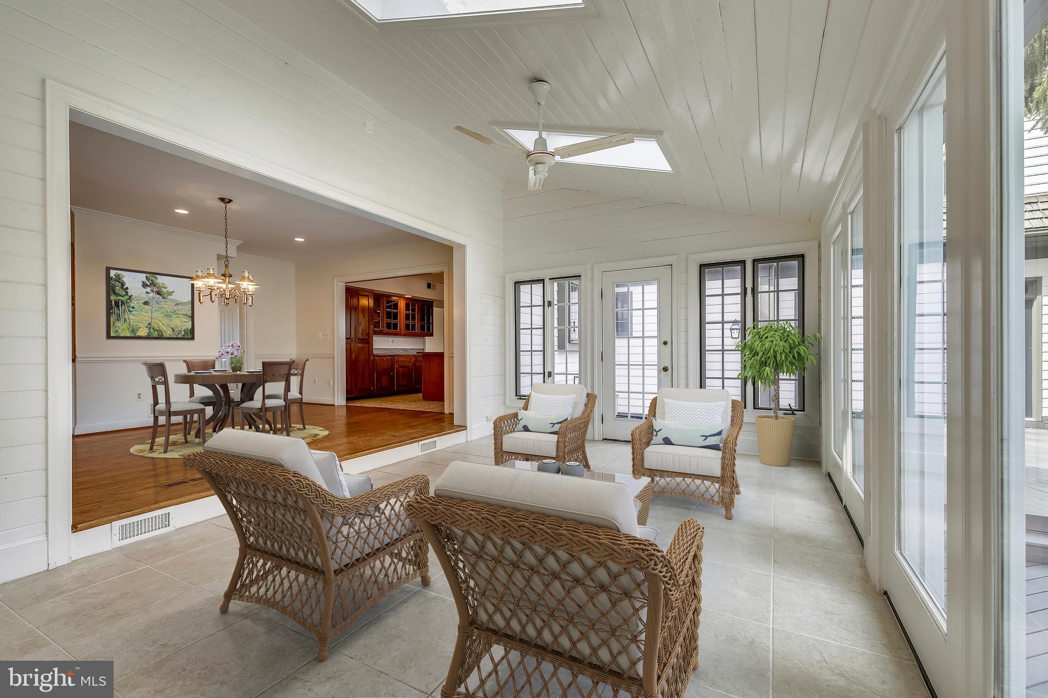 5 Beall Spring Court Potomac, MD 20854 - Photo 16 of 57 Sunroom with virtual staging