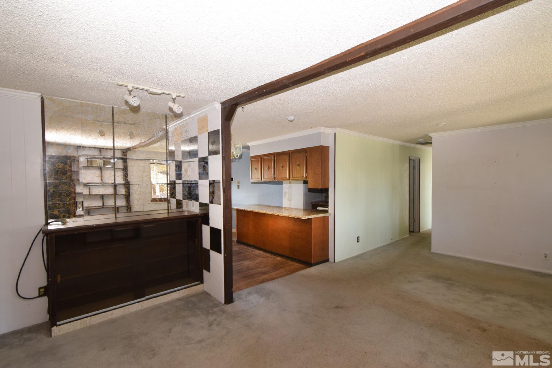 1279 Ebbetts Drive Reno, NV 89503 - Photo 10 of 37 a view of workspace and window