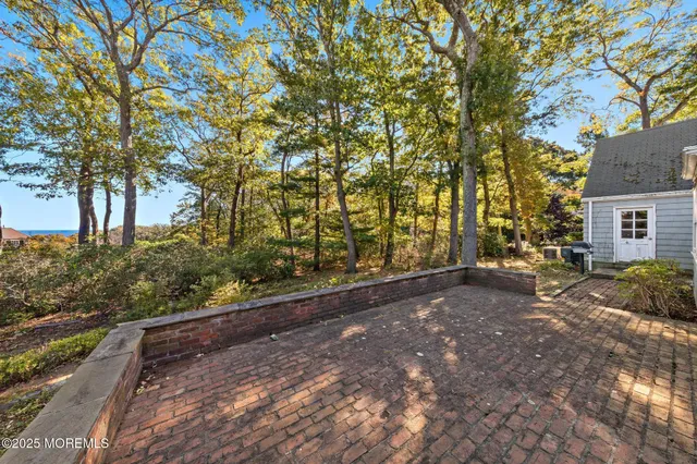 $925,000 | 7 Valley Drive, Highlands, NJ 07732