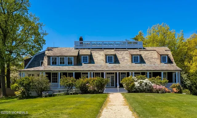 $925,000 | 7 Valley Drive, Highlands, NJ 07732