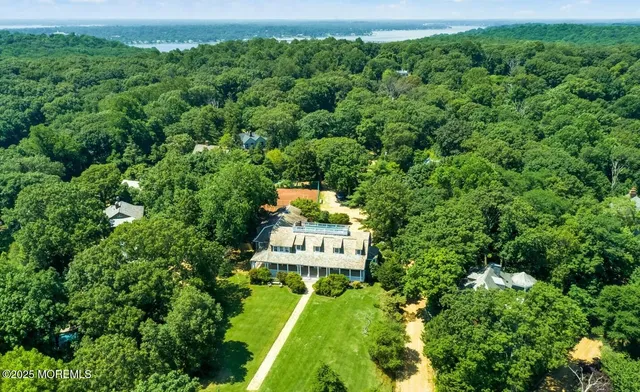 $925,000 | 7 Valley Drive, Highlands, NJ 07732