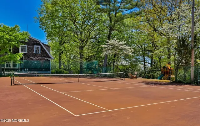 $925,000 | 7 Valley Drive, Highlands, NJ 07732