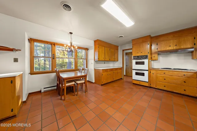 $925,000 | 7 Valley Drive, Highlands, NJ 07732