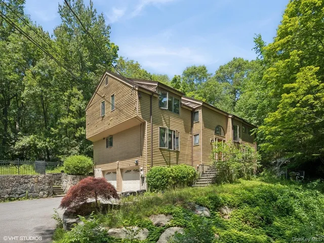 $779,000 | 212 Elmwood Road, South Salem, NY 10590