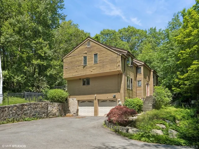 $779,000 | 212 Elmwood Road, South Salem, NY 10590