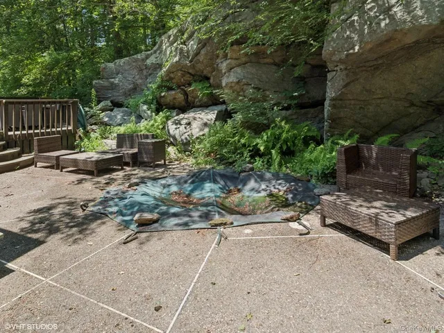 $779,000 | 212 Elmwood Road, South Salem, NY 10590