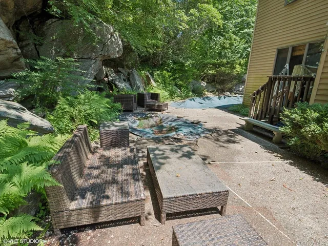 $779,000 | 212 Elmwood Road, South Salem, NY 10590