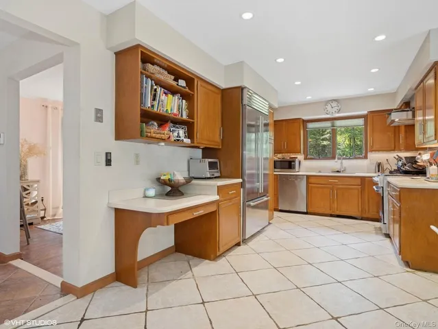 $779,000 | 212 Elmwood Road, South Salem, NY 10590