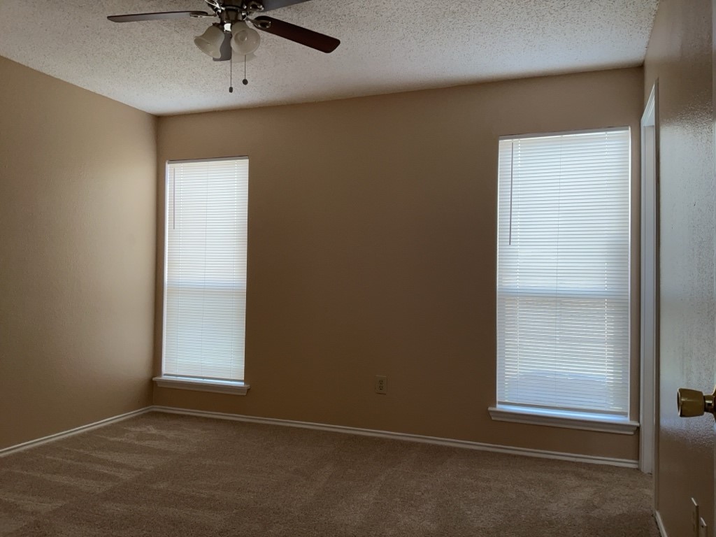2028 Redwing Way Round Rock, TX 78664 - Photo 19 of 24 an empty room with a window