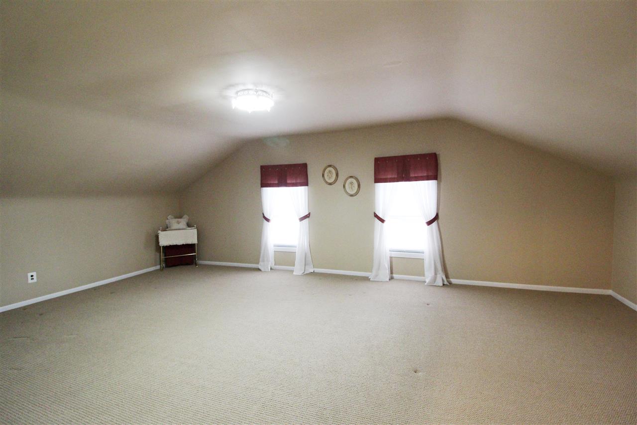 540 East Bennington Road Owosso, MI 48867 - Photo 17 of 32 50068701-16.JPG