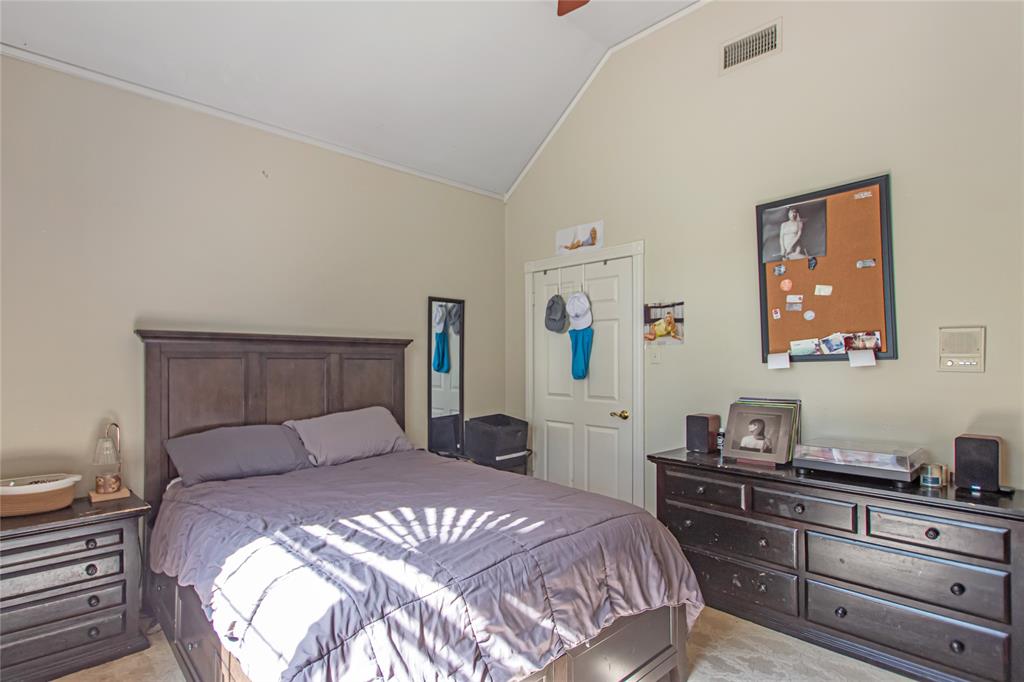 6609 Hollytree Circle Tyler, TX 75703 - Photo 16 of 40