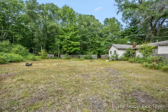 $79,999 | 10603 Paw Paw Avenue, Grant, MI 49327