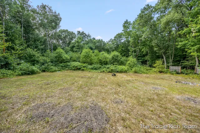 $79,999 | 10603 Paw Paw Avenue, Grant, MI 49327