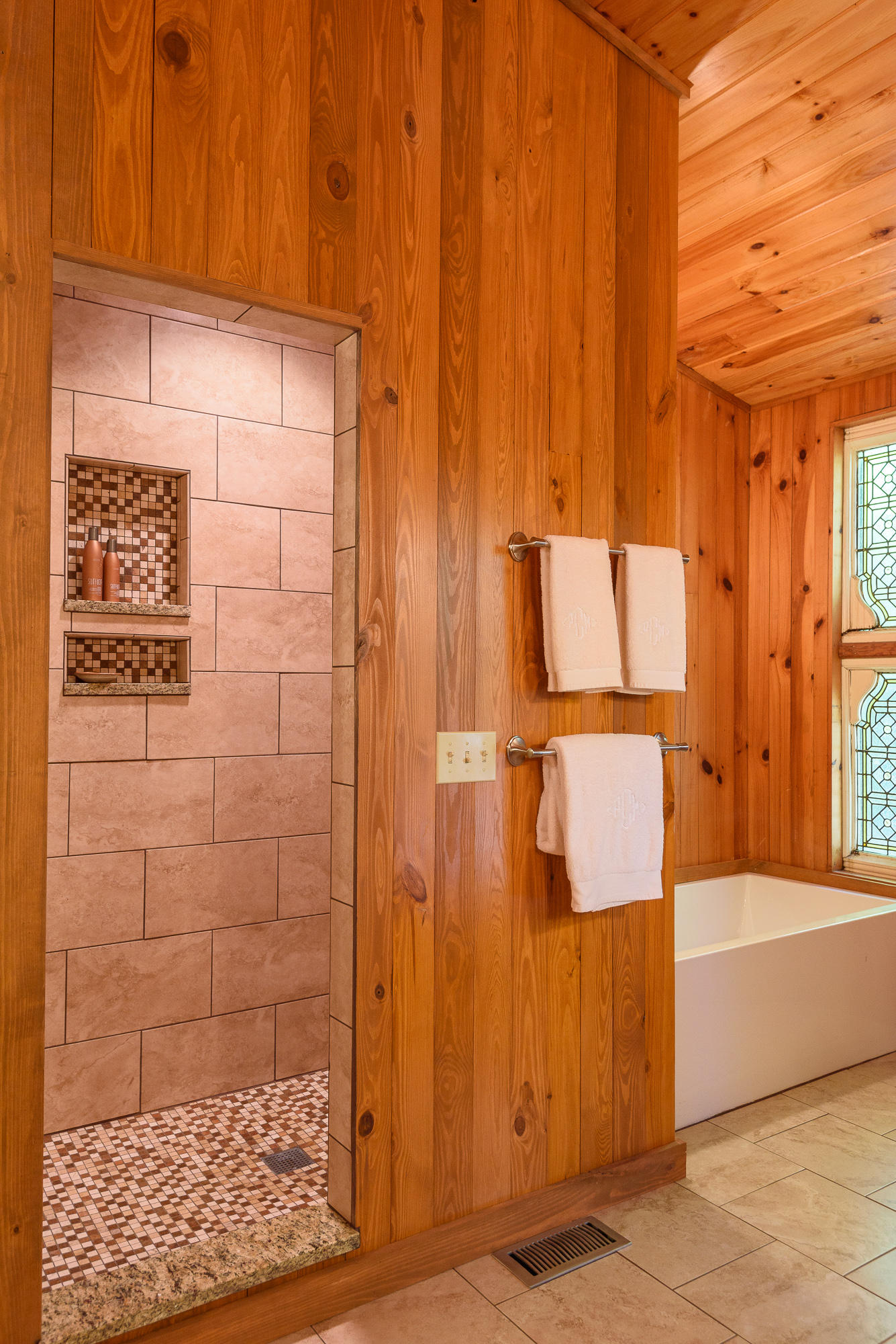 1900 East Brow Road Signal Mountain, TN 37377 - Photo 20 of 41 Master Bath
