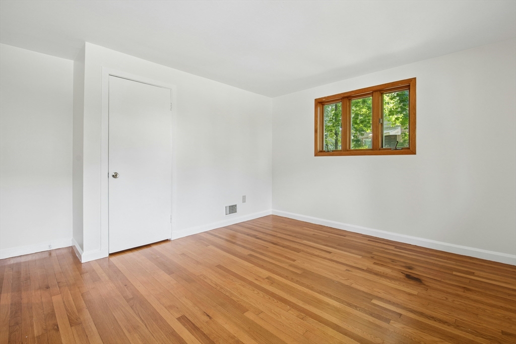 70 Botsford Road Newton, MA 02467 - Photo 21 of 30 Gallery Image 21