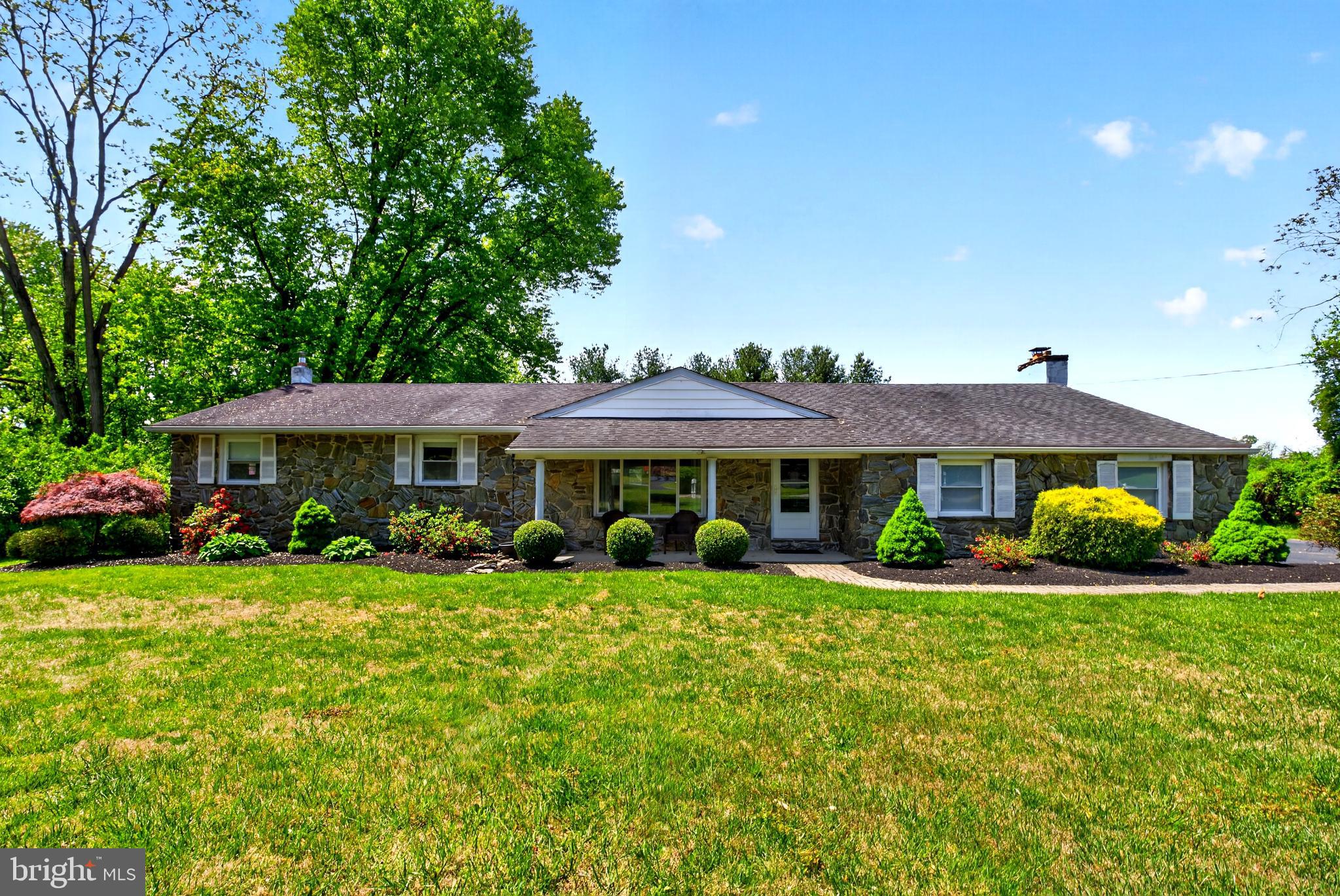 1121 Chelsea Road Aston, PA 19014 - Photo 2 of 18