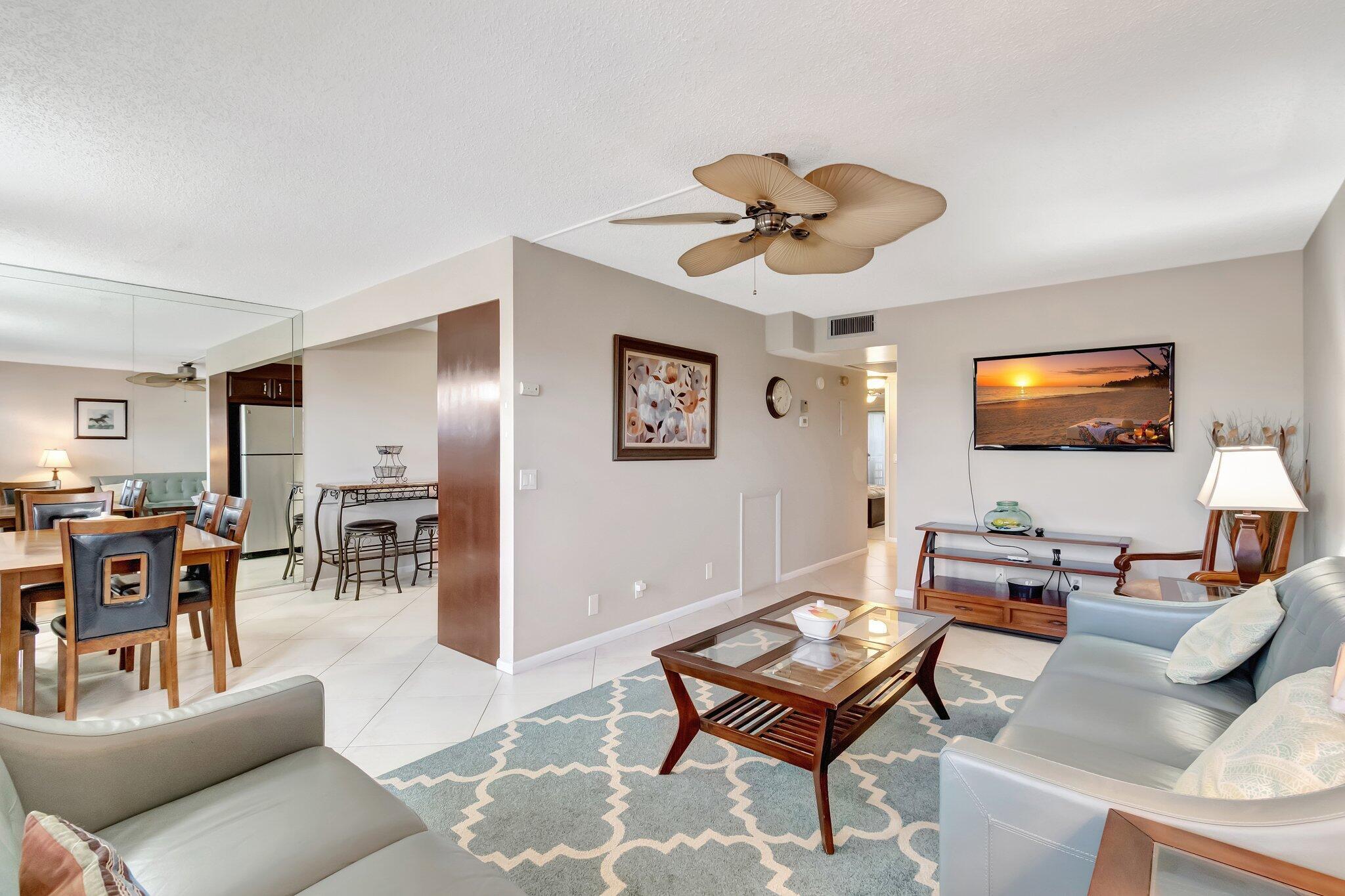 4049 Wolverton C Boca Raton, FL 33434 - Photo 3 of 86 16-web-or-mls-DSC_8983