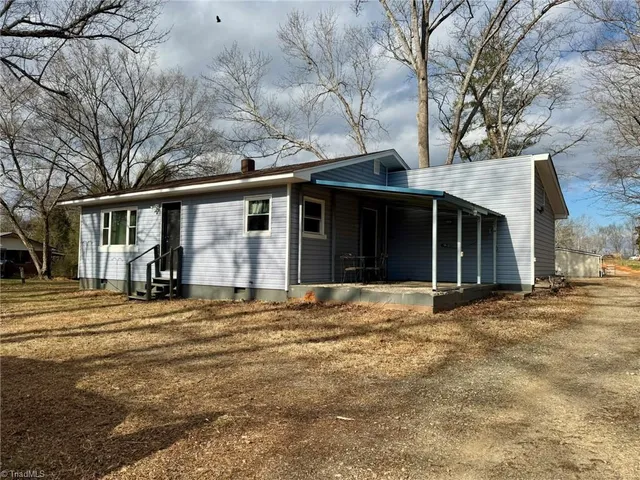 $159,900 | 5301 Elkin Highway, North Wilkesboro, NC 28659